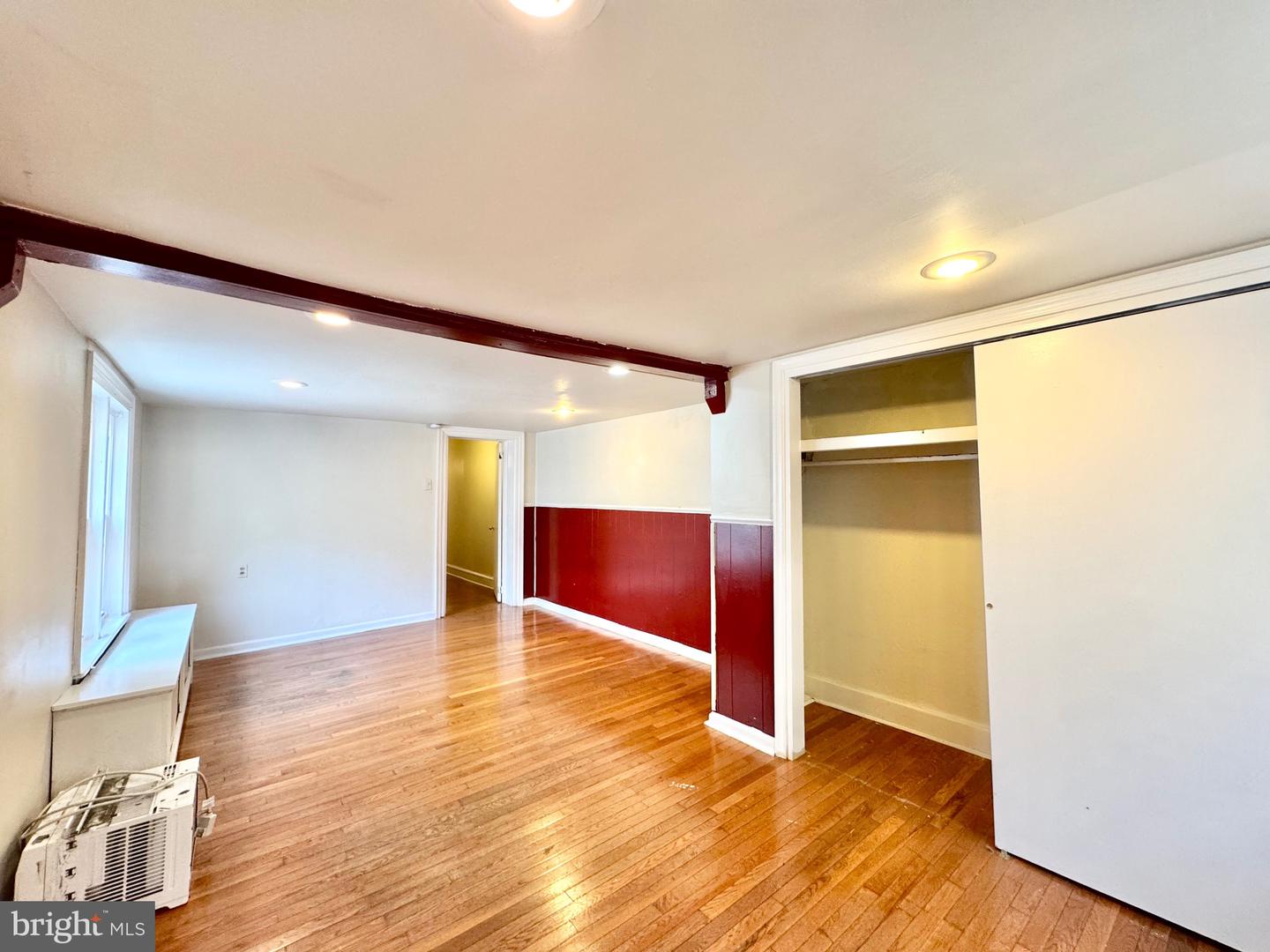 4122 Chester Ave Property Photo 6