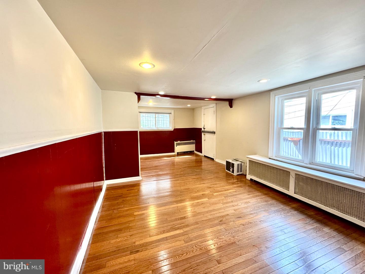 4122 Chester Ave Property Photo 8