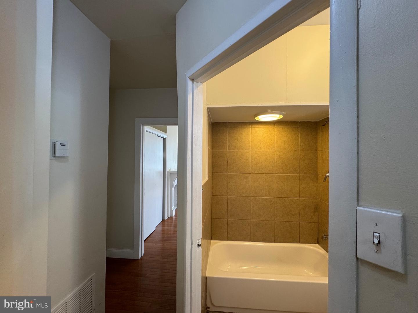 4122 Chester Ave Property Photo 23