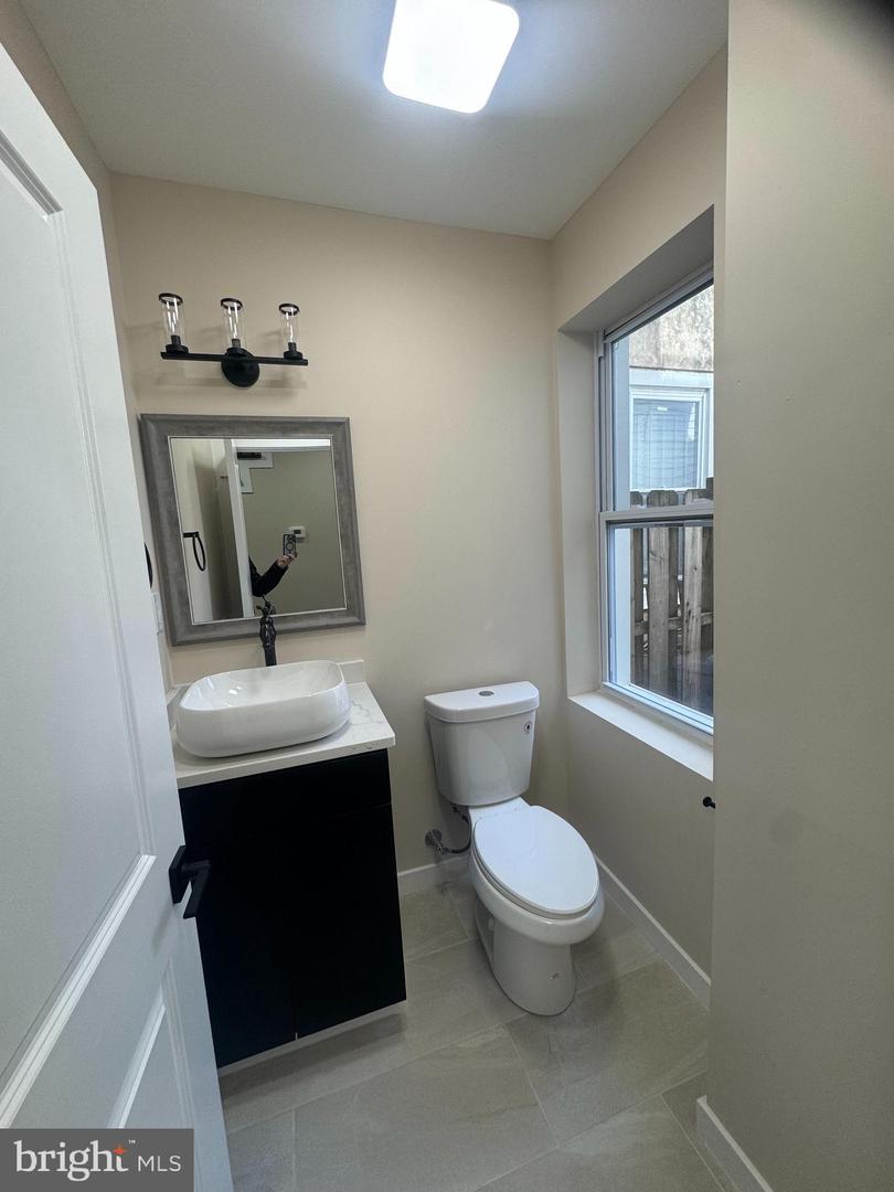 459 E High St Property Photo 12