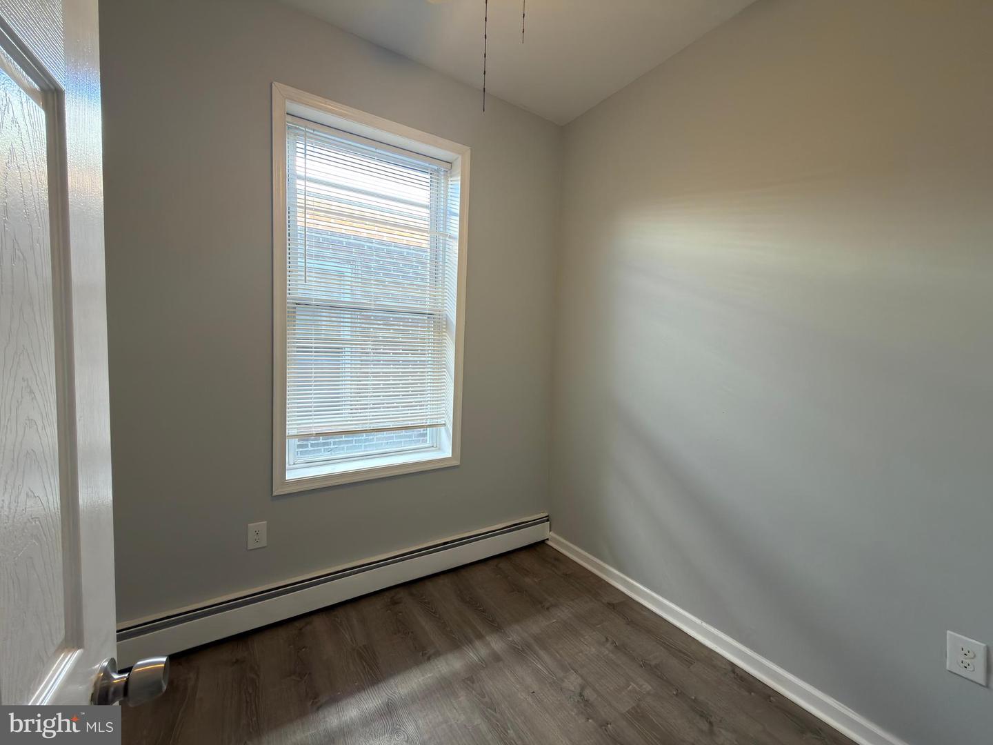 1112 W Tioga Street Property Photo 21