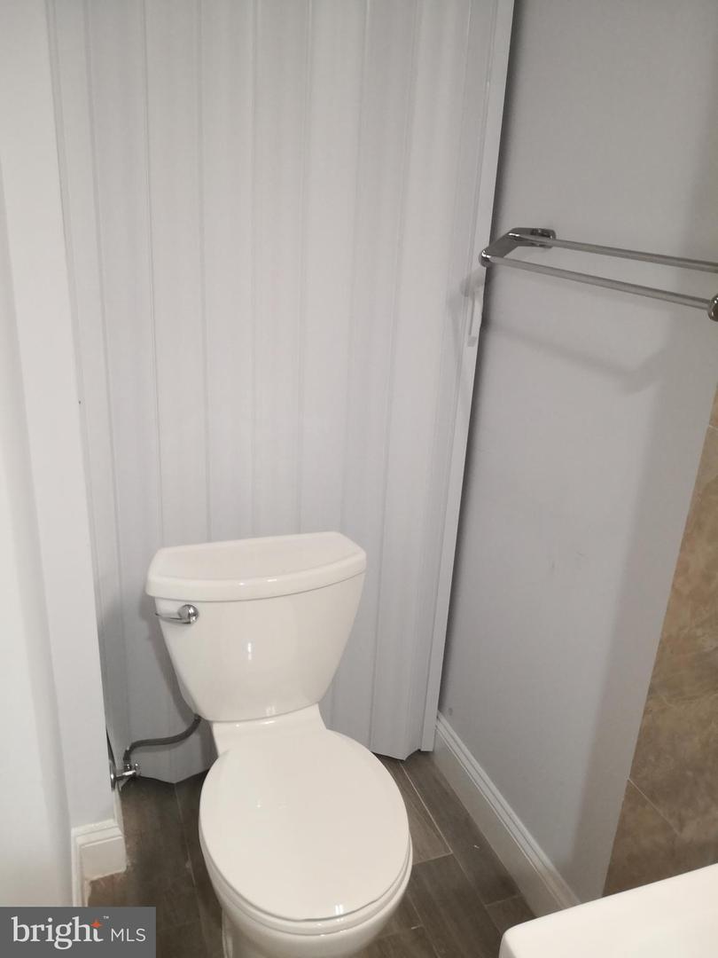 1008 Green St Property Photo 23