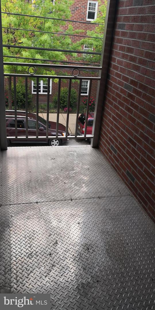 1008 Green St Property Photo 30