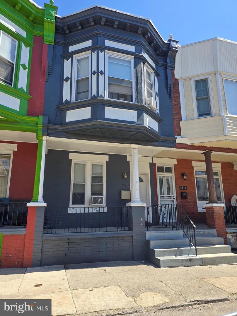 1815 N Newkirk St Property Photo 4