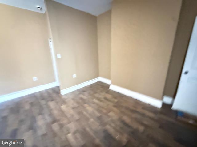 5943 N Marvine St Property Photo 8