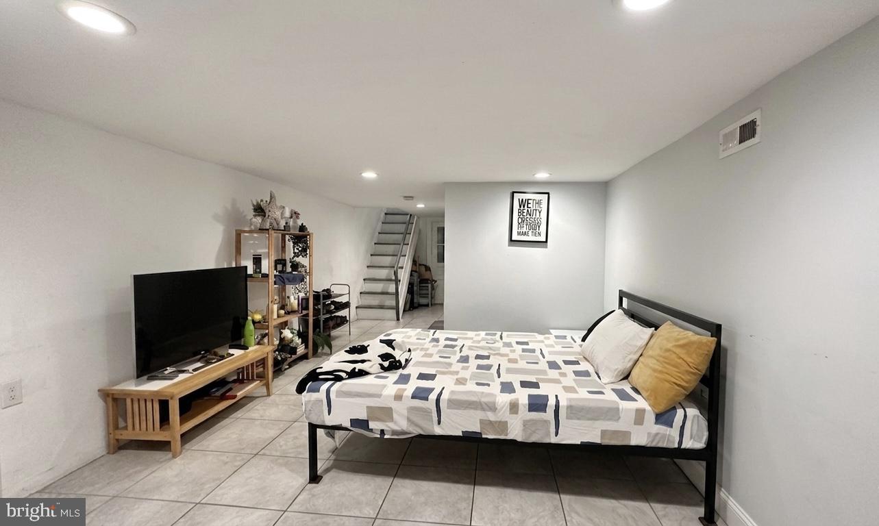 4113 Spring Garden St Property Photo 10