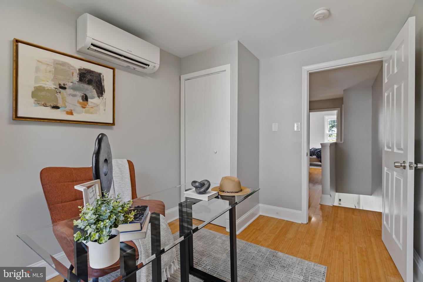 1214 N Lecount St Property Photo 16