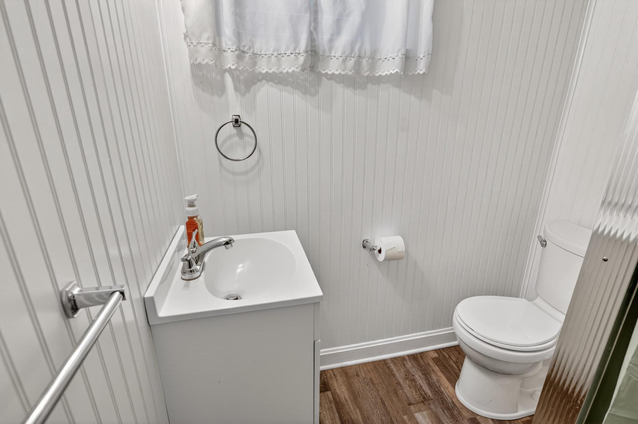 2006 Vista St Property Photo 16