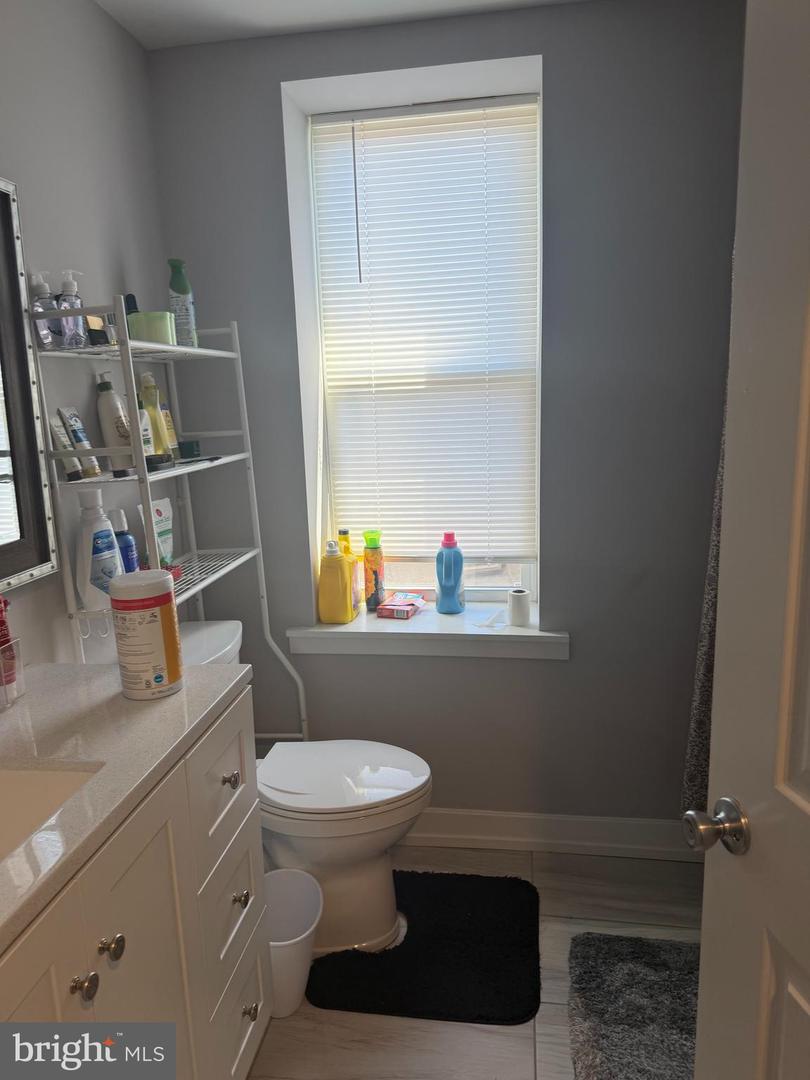 1617 Point Breeze Ave Property Photo 8