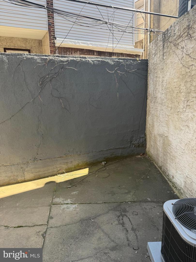 1617 Point Breeze Ave Property Photo 19