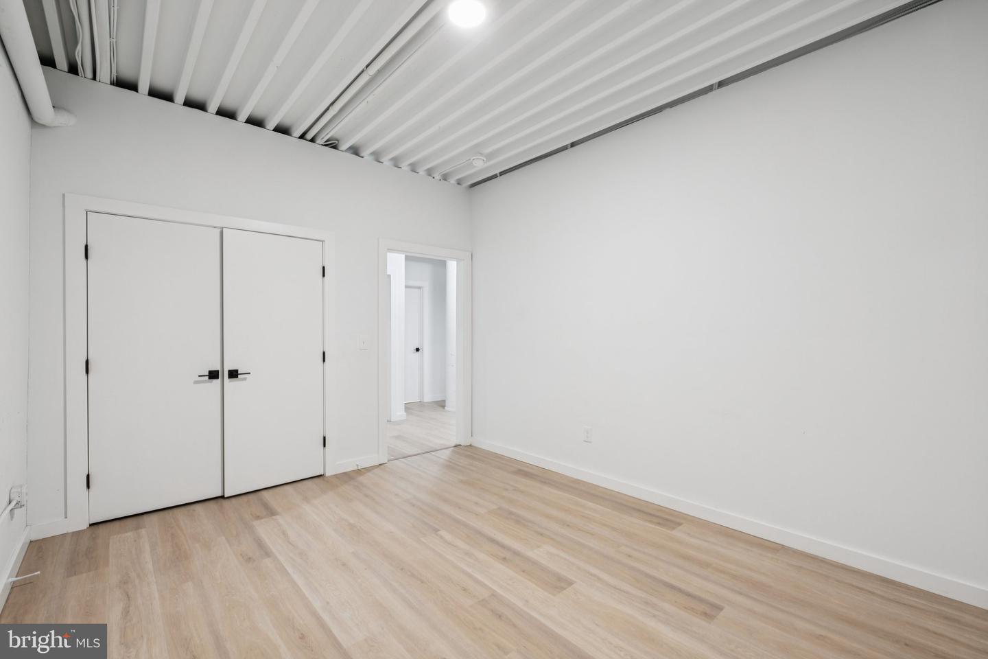 1116 N Bodine St #c Property Photo 19