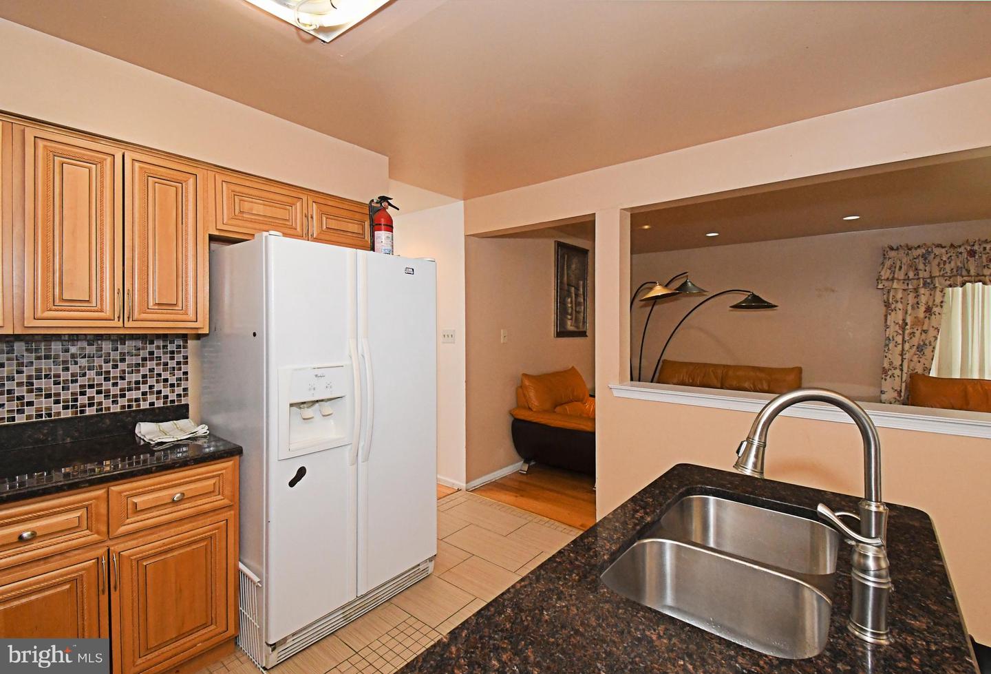 806 Saint Christopher Ln Property Photo 19