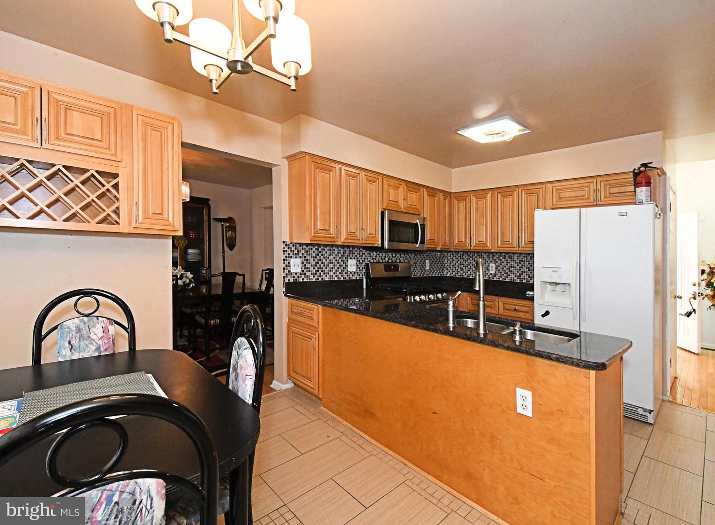 806 Saint Christopher Ln Property Photo 23