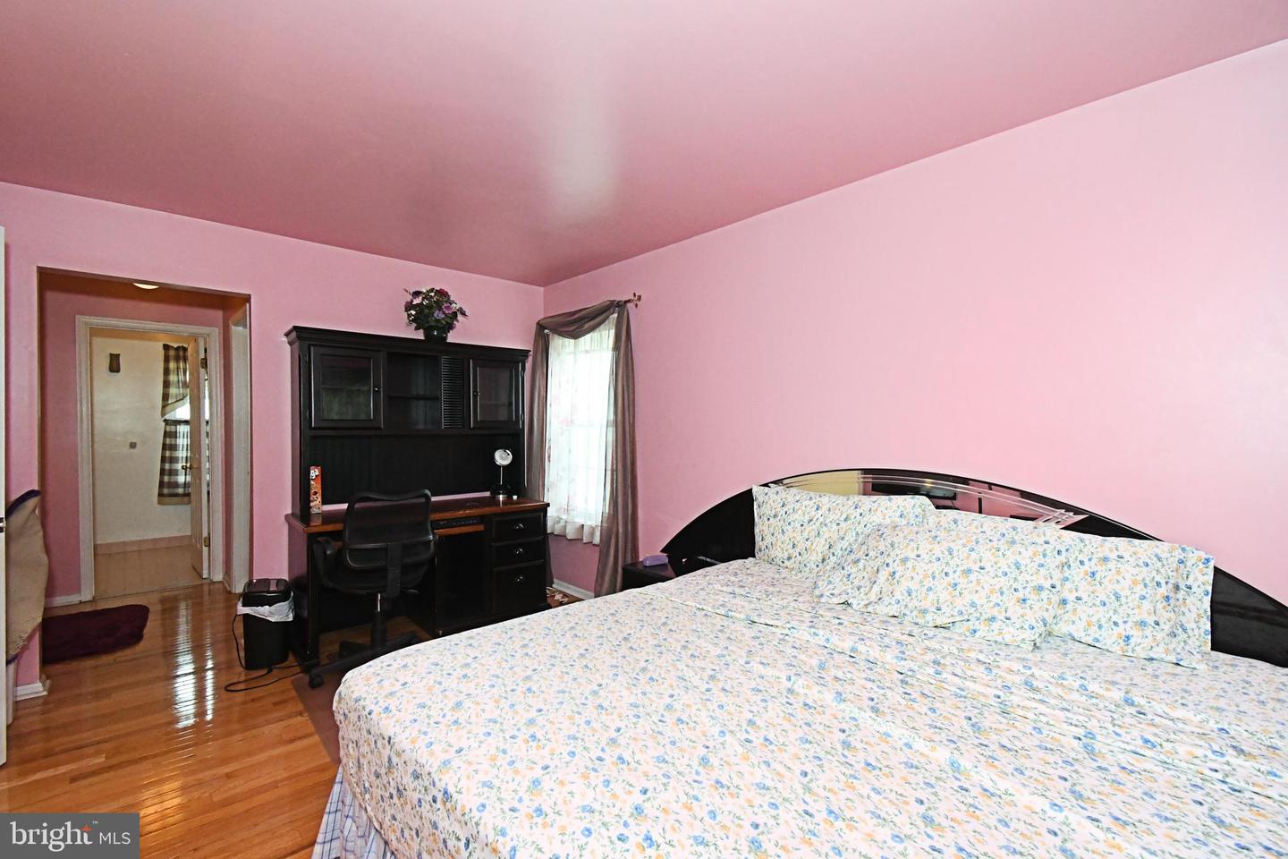 806 Saint Christopher Ln Property Photo 35
