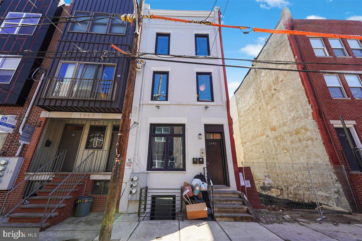 1945 N Gratz St #b Property Photo 15