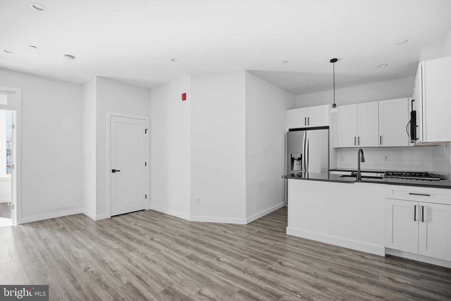 2301 Frankford Ave Property Photo 7