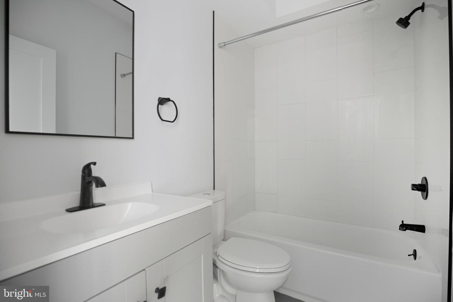 2301 Frankford Ave Property Photo 9