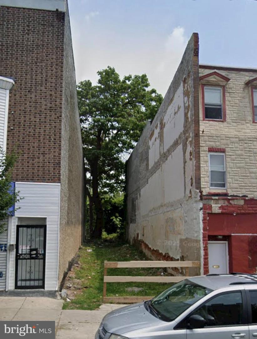 5023 Germantown Ave Property Photo 1