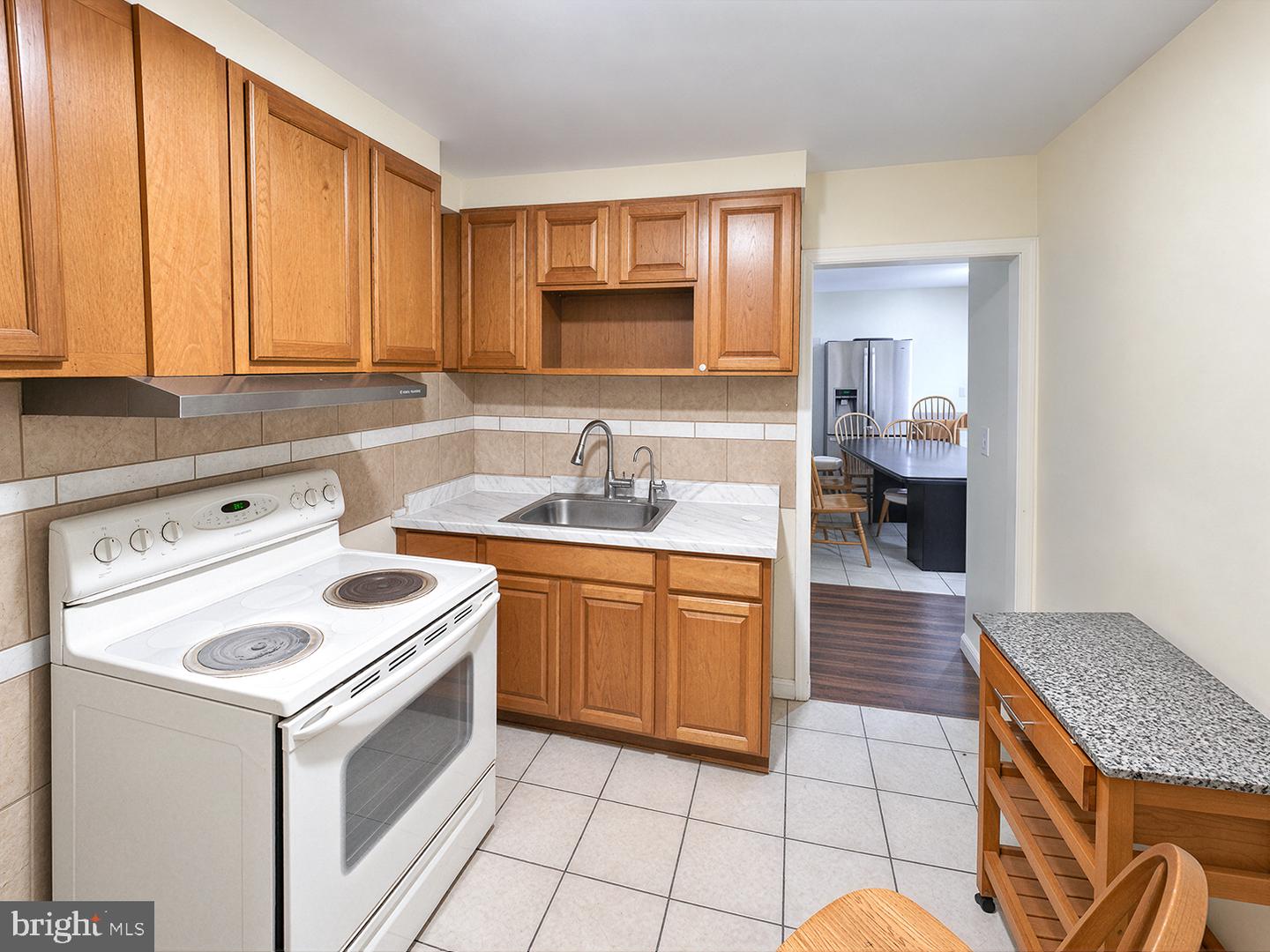 429 W Ashdale St Property Photo 4
