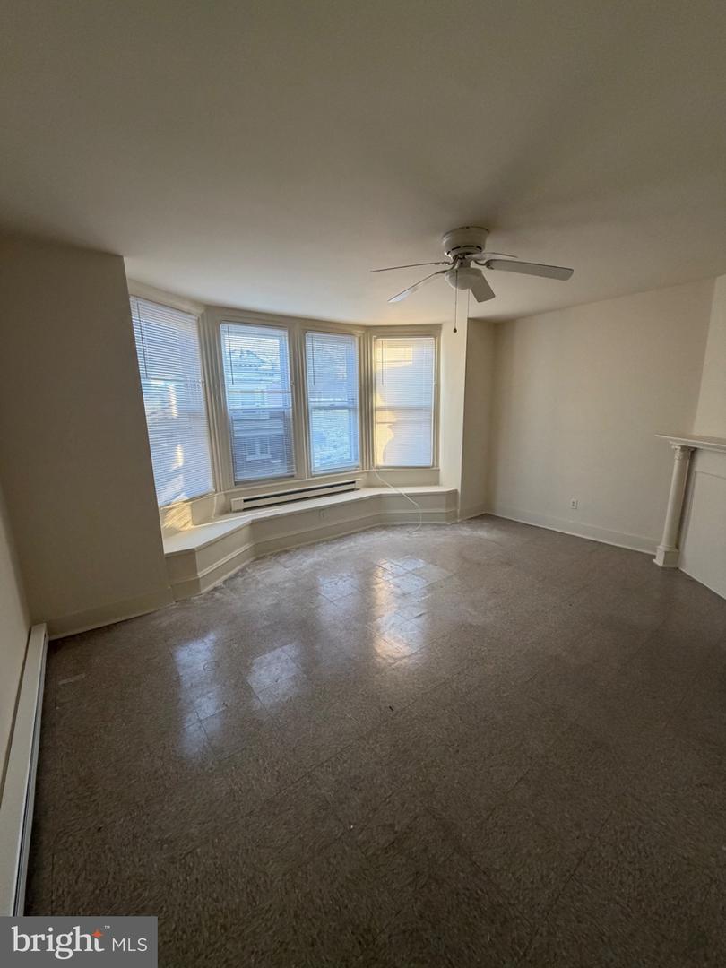 1103 Lindley Ave #2f Property Photo 2