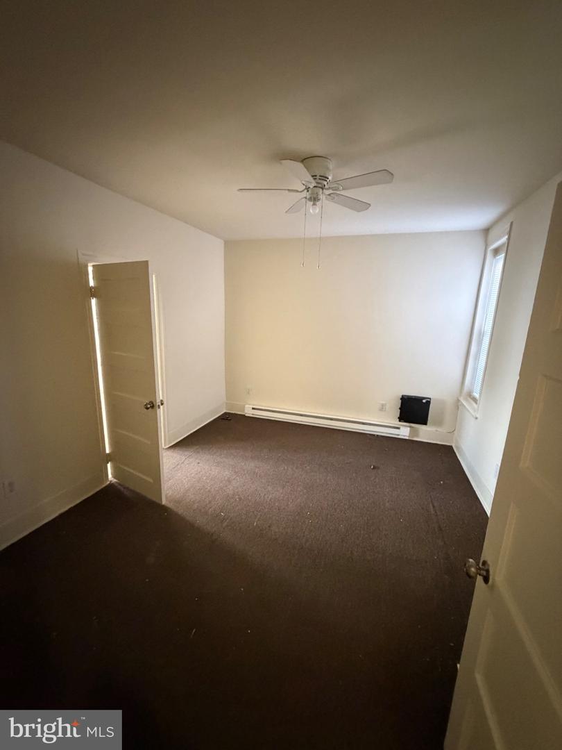 1103 Lindley Ave #2f Property Photo 4