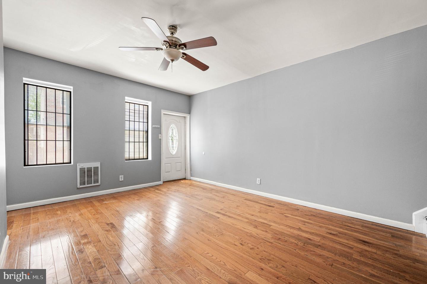 2123 E William St Property Photo 2