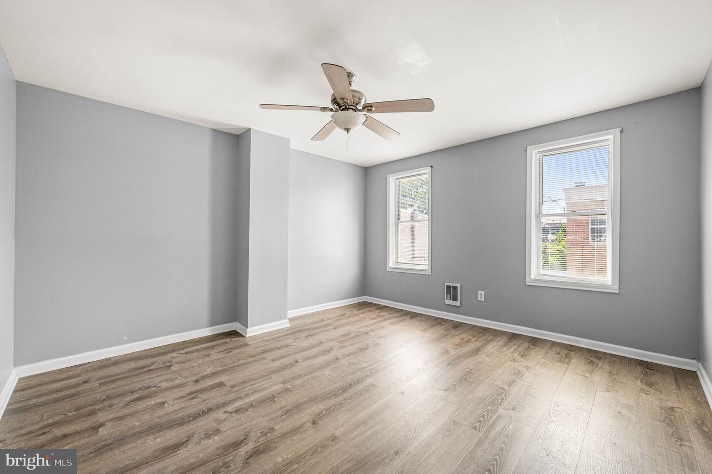 2123 E William St Property Photo 18
