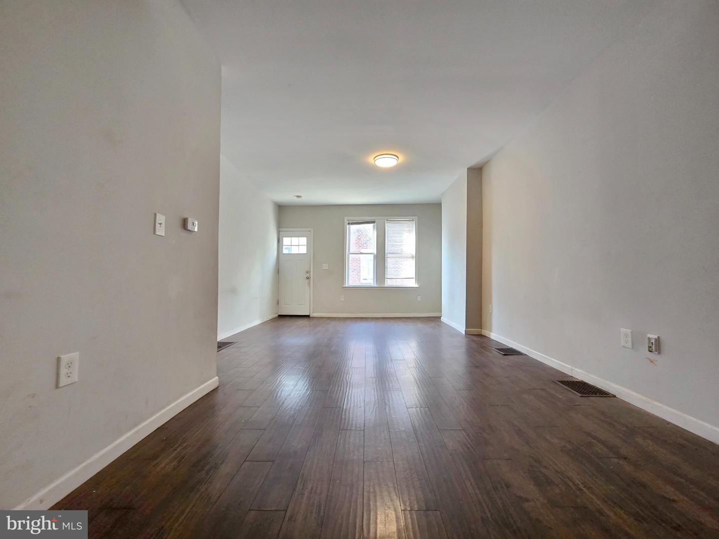 2805 Agate St Property Photo 5