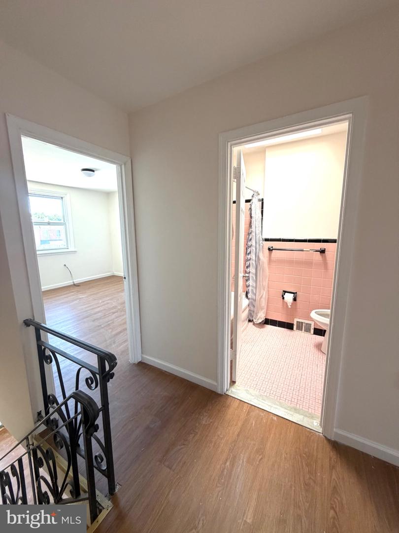 3115 Gilham St Property Photo 8