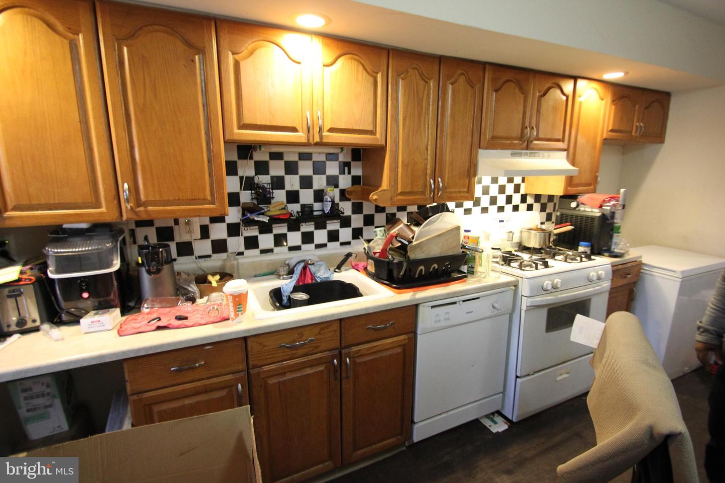 6008 Ogontz Ave Property Photo 6