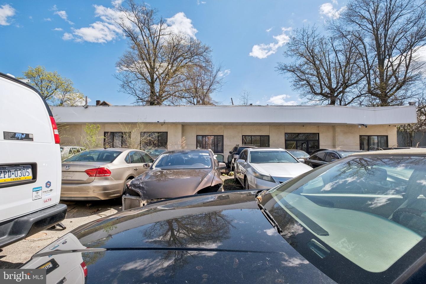6301-11 N Broad St Property Photo 21