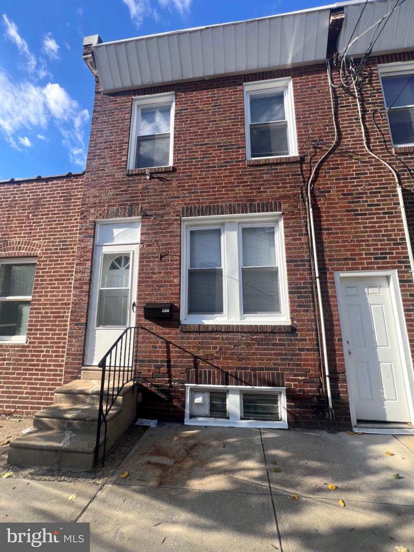 2208 Gaul St Property Photo 2