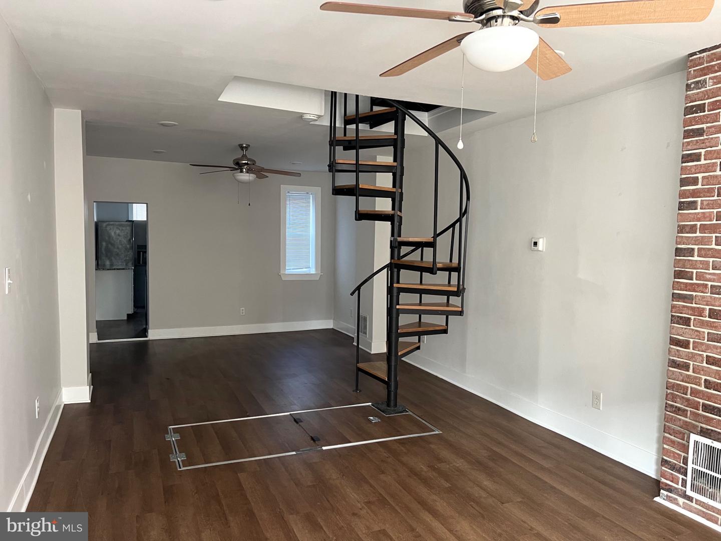 2208 Gaul St Property Photo 4