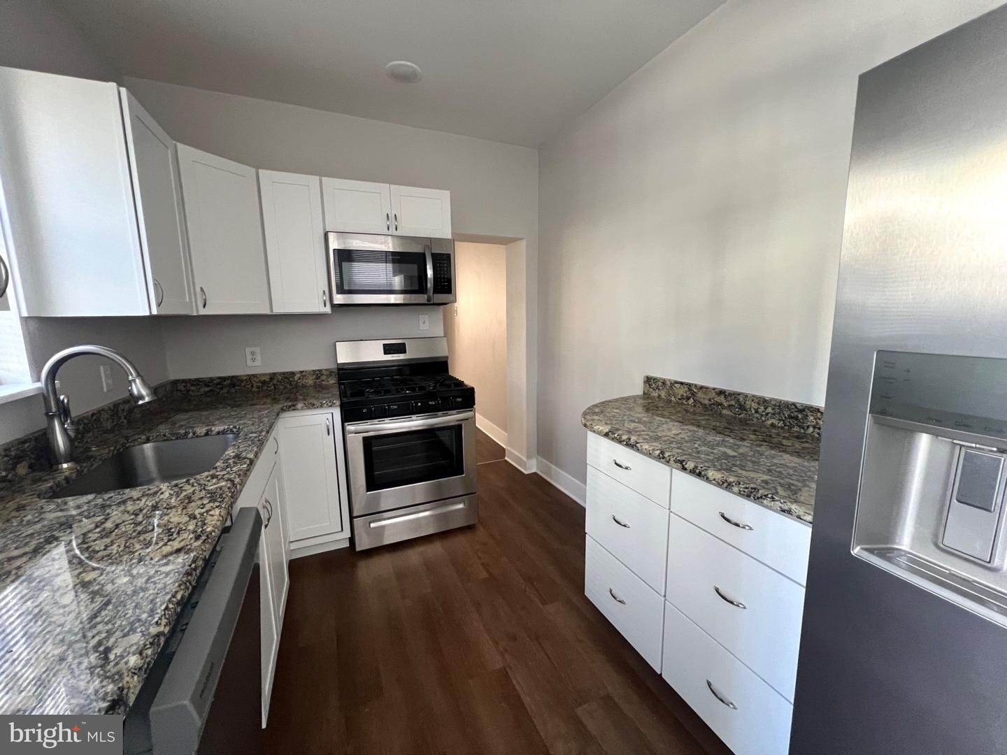 2208 Gaul St Property Photo 10