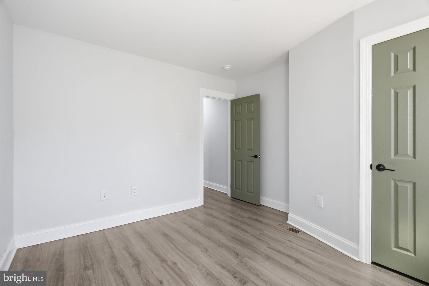 1406 S Allison St Property Photo 23