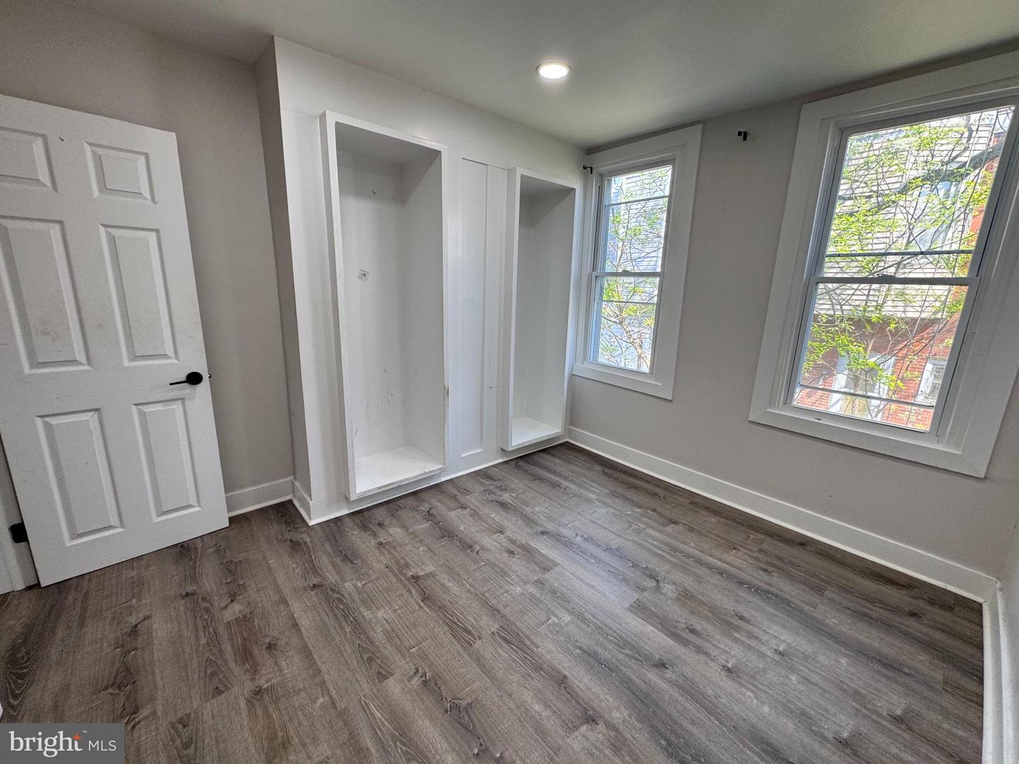 5511 Pemberton St Property Photo 17