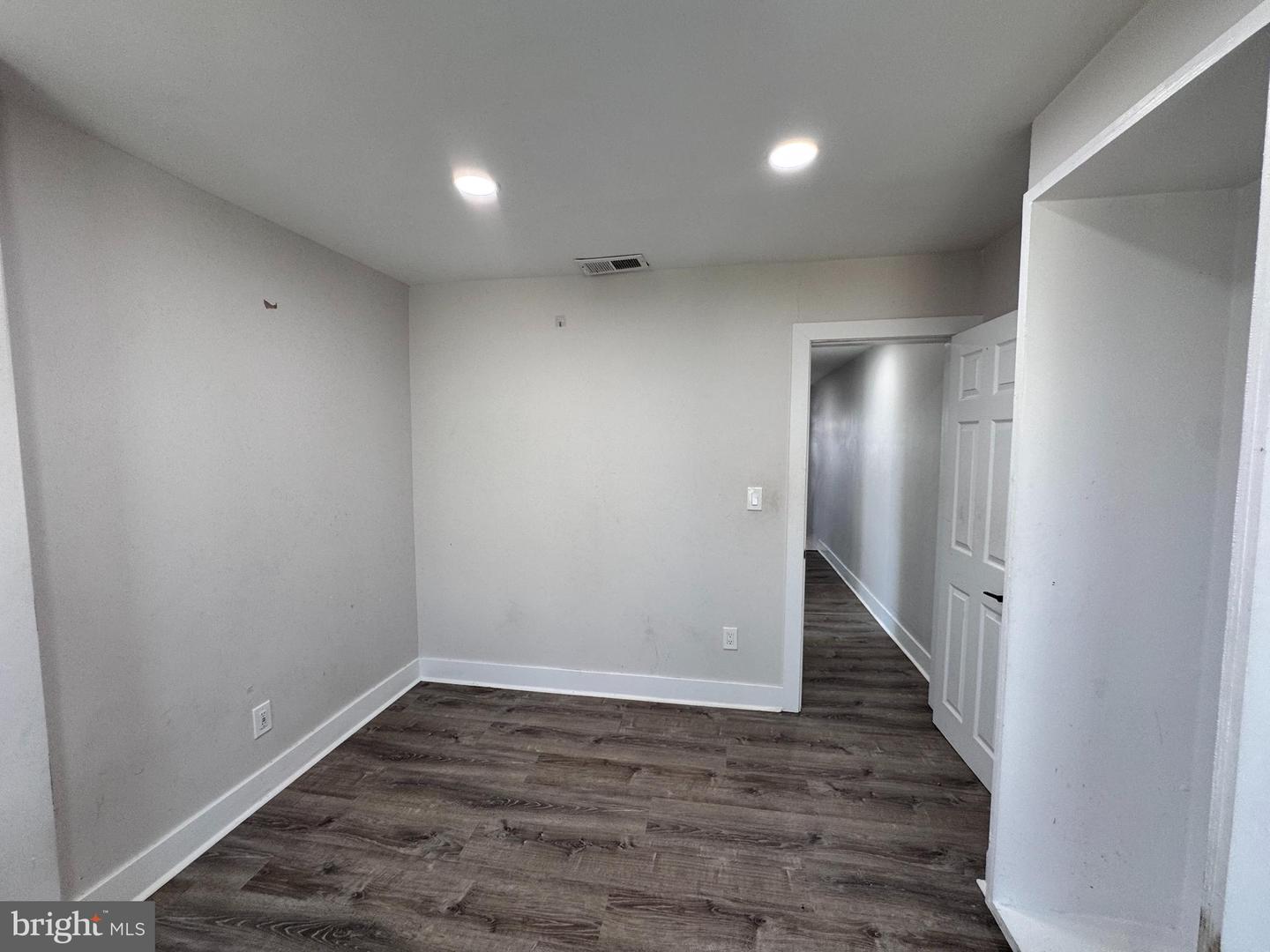 5511 Pemberton St Property Photo 18
