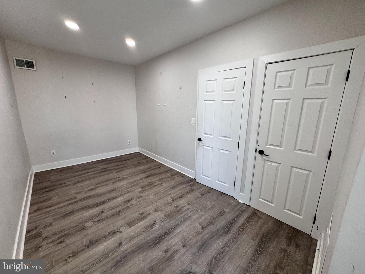 5511 Pemberton St Property Photo 21