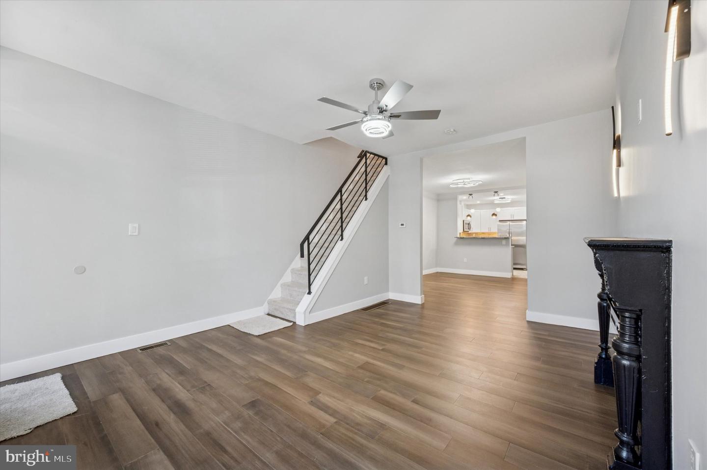 3026 Page St Property Photo 6