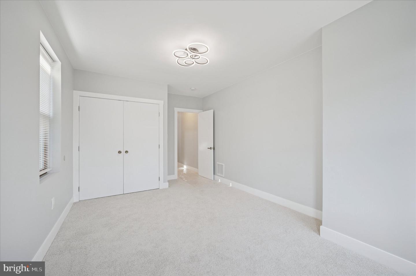 3026 Page St Property Photo 15