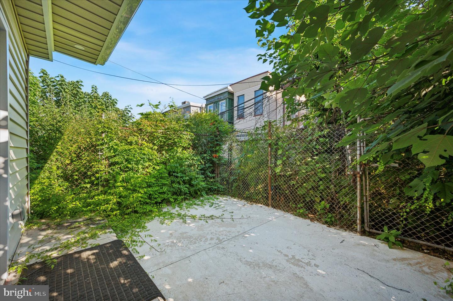 3026 Page St Property Photo 22