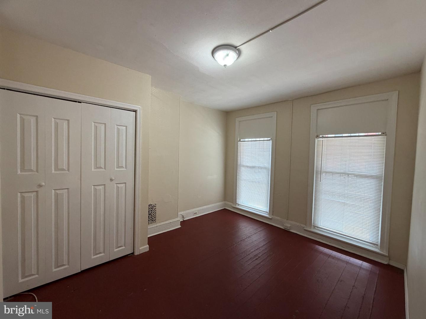 3203 Pearl St Property Photo 2
