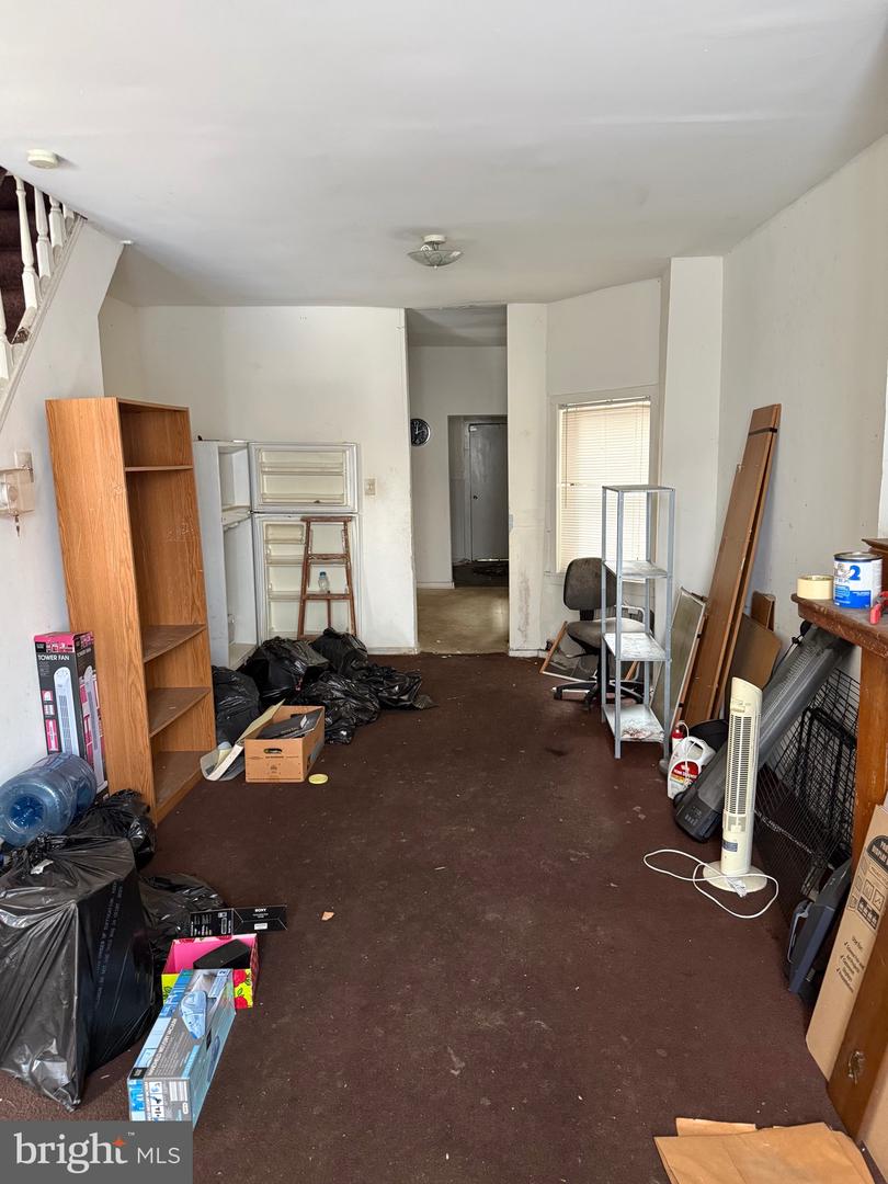1903 Point Breeze Ave Property Photo 4