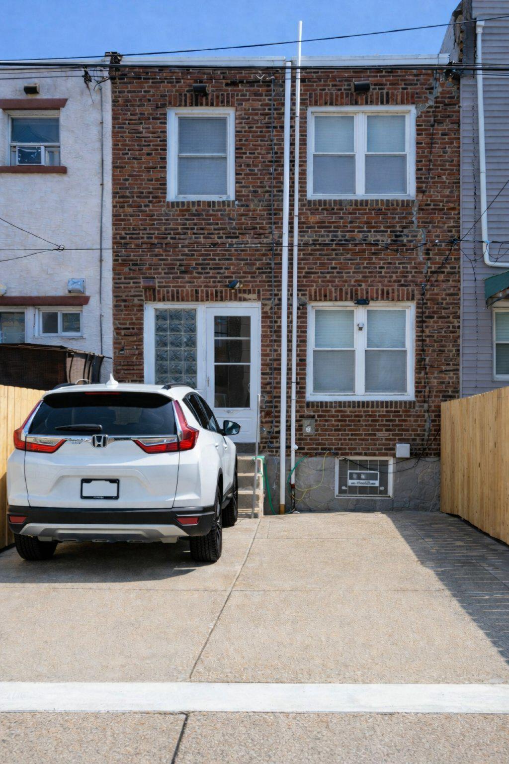 2712 S Darien St Property Photo 5