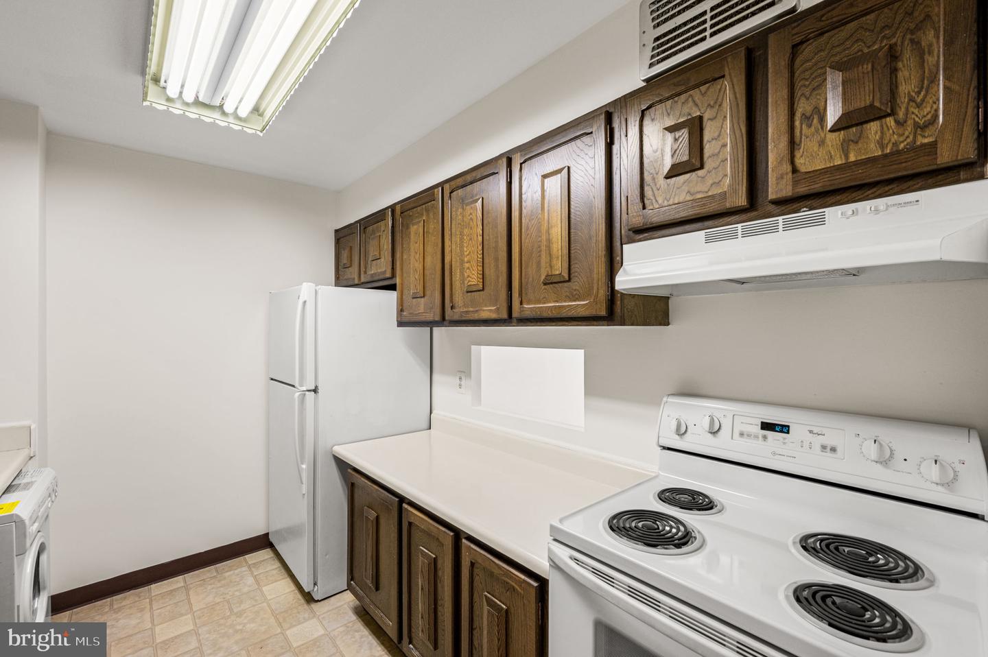 1901 John F Kennedy Blvd #913 Property Photo 7