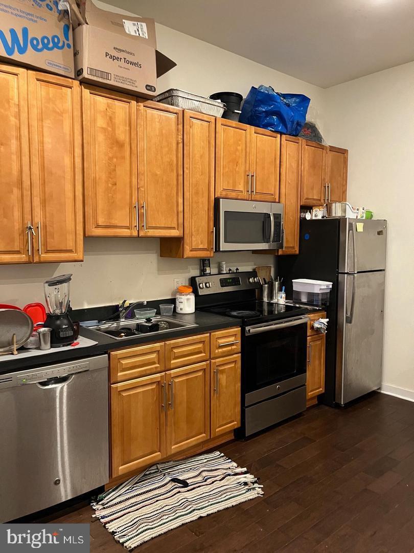 416-18 N Wiota St #unit 1 Property Photo 7