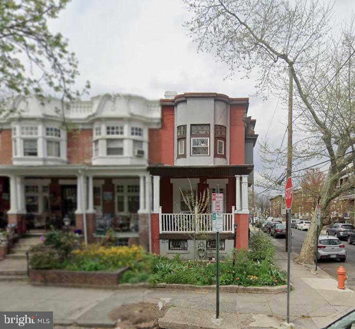 4631 LOCUST ST Property Photo 1