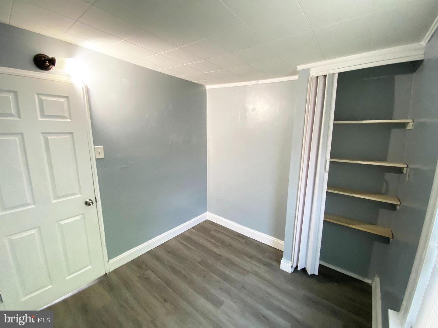 2731 N Hope St Property Photo 6