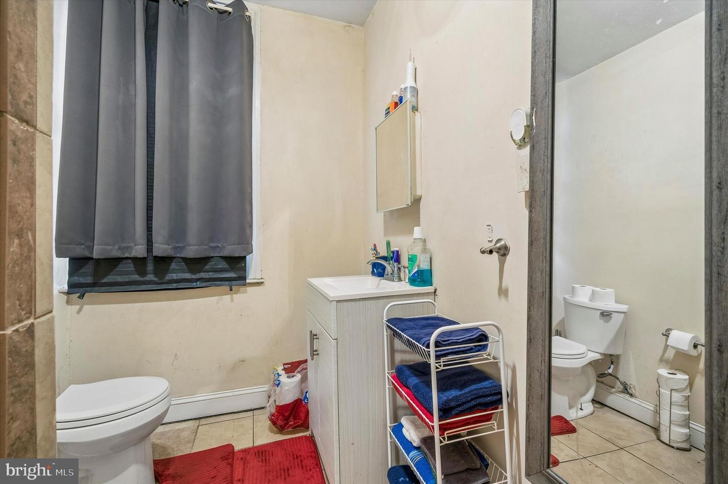 319 S 60th St Property Photo 15
