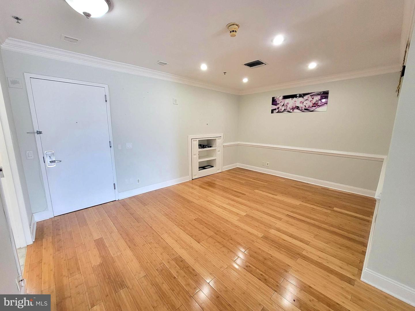 1100 Vine St #p301 Property Photo 4